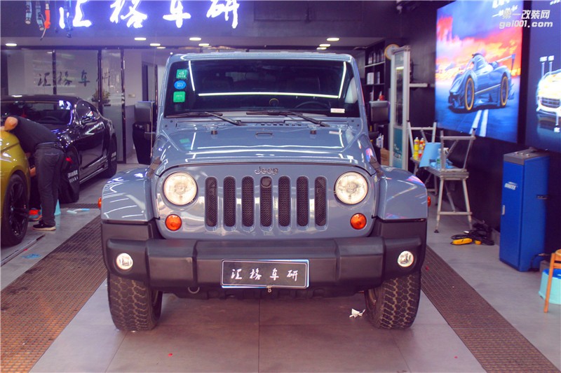 長沙進(jìn)口改色膜 牧馬人全車CYS水泥灰
