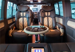 西安商務(wù)車內(nèi)飾改裝/杰歌改裝之大眾凱路威內(nèi)飾升級(jí)效果杠杠的！