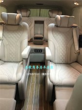 【改裝實(shí)拍案例】杰歌改裝之奔馳威霆內(nèi)飾改裝簡單也是一種潮流！