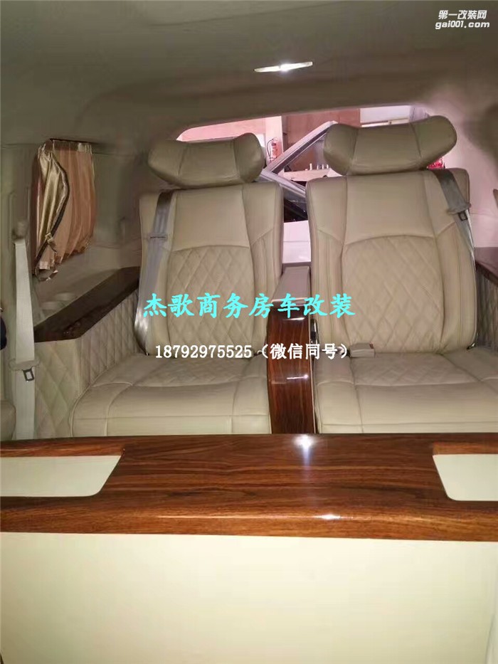 【改裝案例】豐田酷路澤內飾個性化改裝——要的就是霸氣!