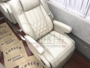 豐田考斯特內(nèi)飾改裝/鄭州中巴航空座椅改裝案例