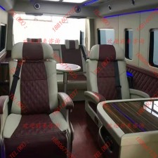 大通v80內(nèi)飾電動(dòng)航空座椅改裝