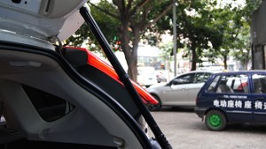 本田CRV改裝電動(dòng)尾門—成都威威車改