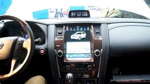 日產(chǎn)途樂改裝升級豎屏—成都威威車改