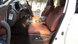 日產(chǎn)途樂改裝座椅通風(fēng)加熱—成都威威車改