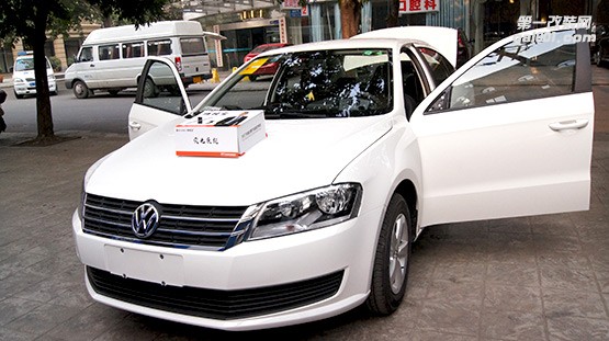 大眾朗逸改裝博視寶360°全景—成都威威車改