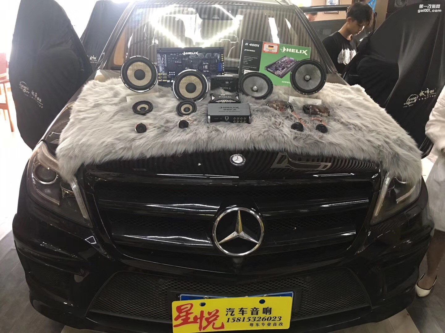 汕頭市星悅汽車音響奔馳GL500音響改裝法國(guó)勁浪PS165F3三分頻喇叭德國(guó)喜力仕H400X功放DSP.2尋找最美音樂