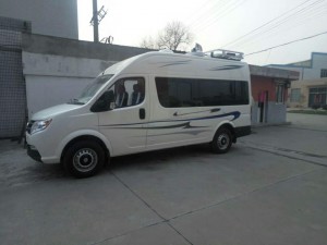 東風(fēng)御風(fēng)房車天藍(lán)版=西安漢楓