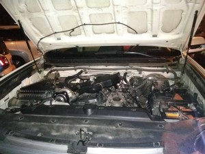 湖北車(chē)主4S店提新車(chē)普拉多2700改裝機(jī)械增壓，表示效果很滿(mǎn)意
