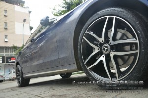 奔馳C200L 升級(jí)18寸雅泛迪正品輪轂改裝案例