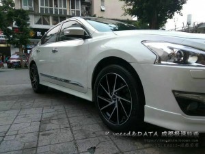 成都極速 日產(chǎn)天籟改裝18寸雅泛迪輪轂案例裝車完成