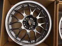 全新現(xiàn)貨，DB色，鍛造BBS RSGT  18寸x8J ET35 5x112  現(xiàn)貨一套！  合裝奧迪a3 a4 a6 奔馳，大眾等！ ????