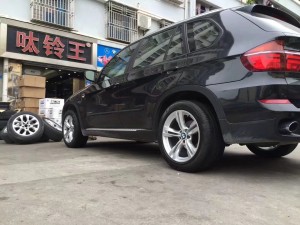 寶馬，換 原廠 467M  19寸 完工 ！