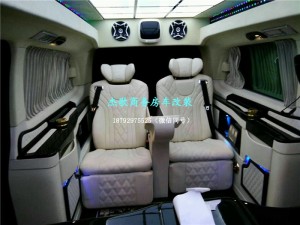 西安內(nèi)飾改裝奔馳威霆升級豪華商務(wù)內(nèi)飾，檔次不斷提升！