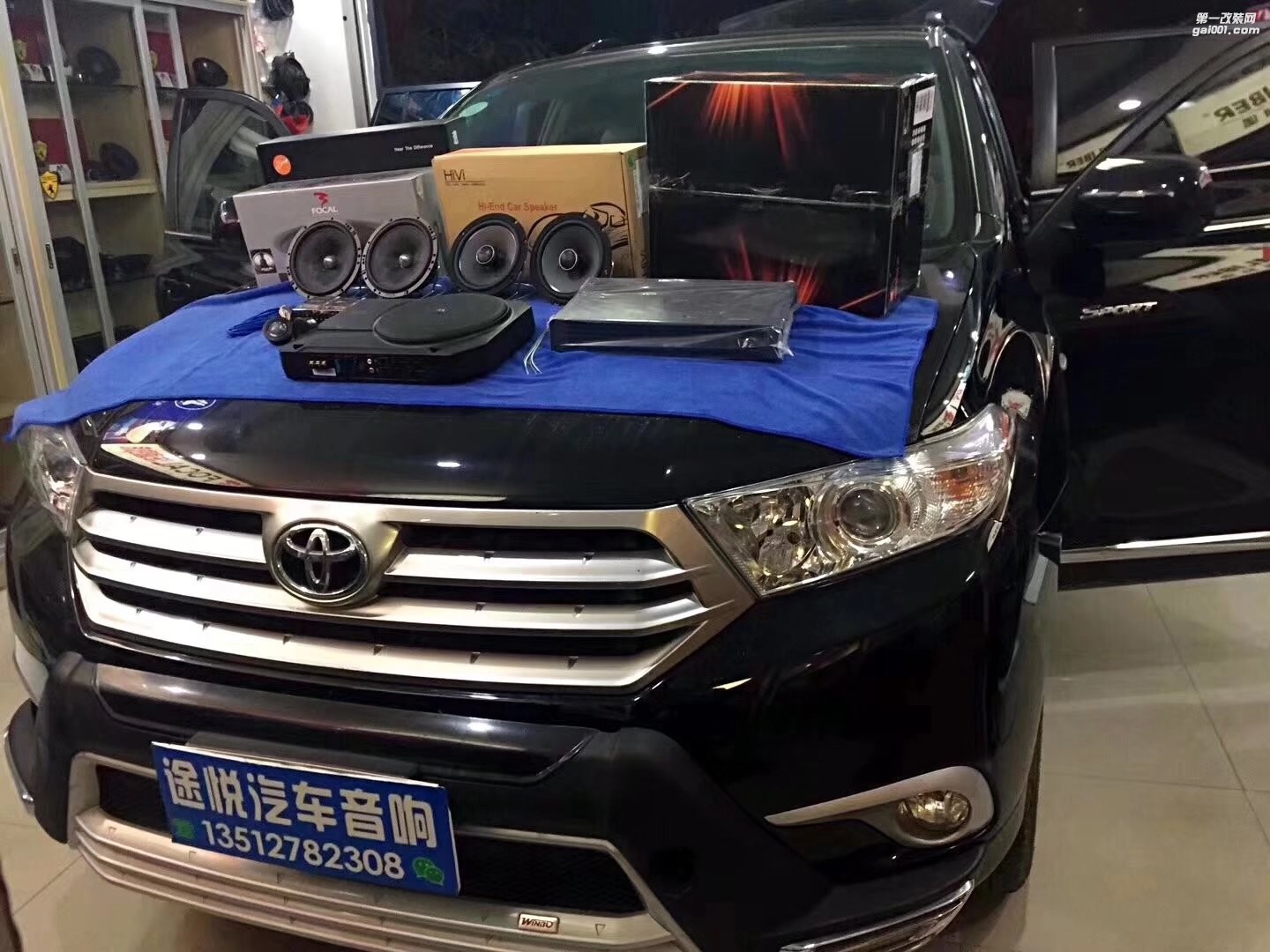 南寧汽車音響改裝豐田漢蘭達(dá)音響改裝法國(guó)勁浪喇叭+JBL低音