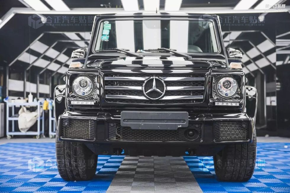 奔馳商務(wù)車漆面貼膜龍膜