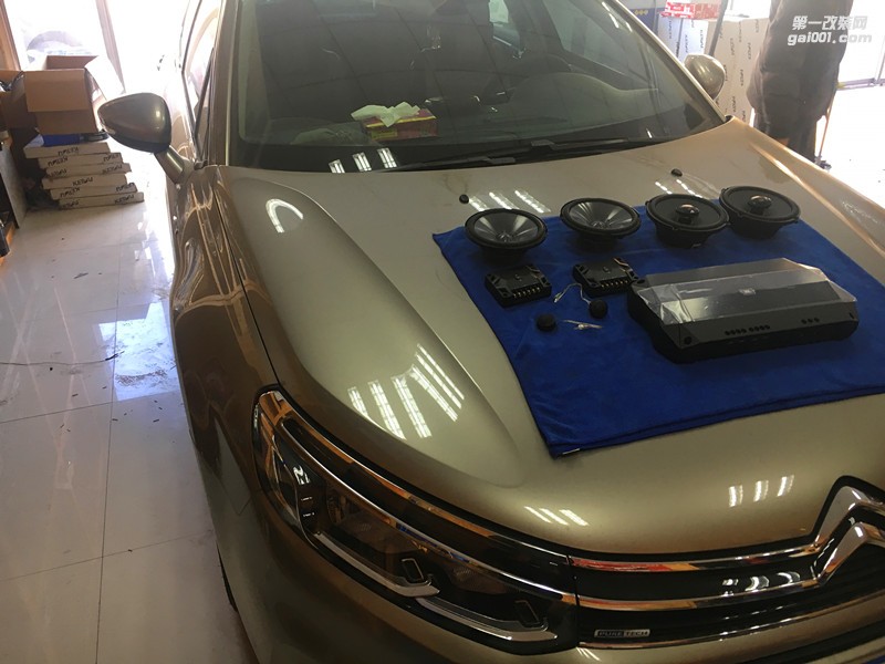 音樂的享受雪鐵龍C5汽車專業(yè)音響改裝JBL---唐山樂暢汽車音響