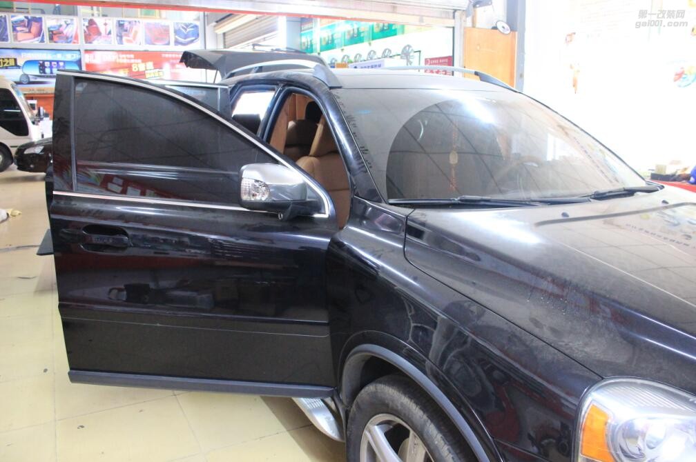 海口源聚汽車內(nèi)飾|沃爾沃XC90內(nèi)飾改裝棕色真皮，奢華升級
