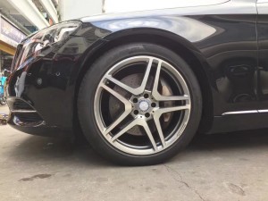 奔馳，換 原裝  鍛造 20寸 完工！