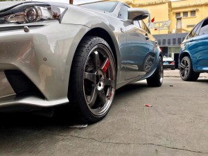 雷克薩斯，換 全新 TE37 SL 19寸 完工！