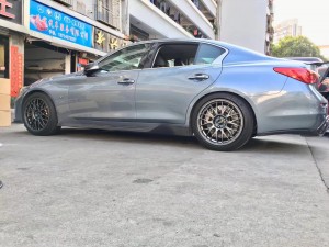 英菲尼迪，換 19寸  鍛造 BBS  完工！