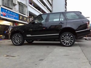 路虎，換 原裝 22寸 刀鋒 完工！