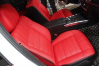 奔驰E300改装内饰  包真皮座椅顶棚翻新