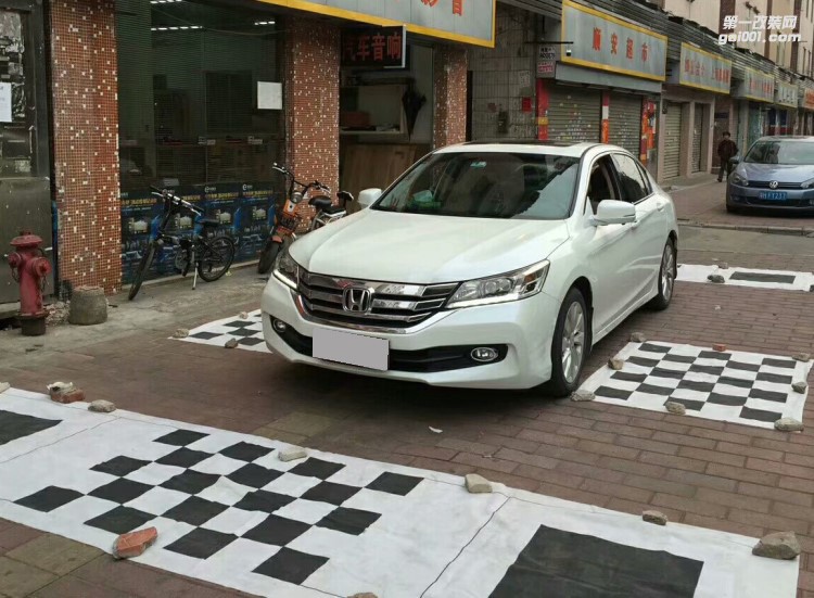 【西安億之星】九代雅閣改裝360度全景倒車系統(tǒng)