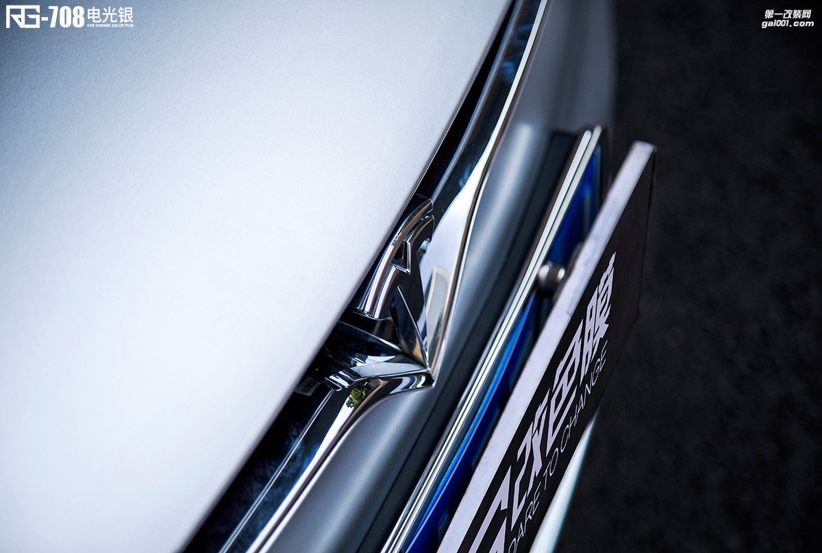 特斯拉Model S 90D全車改色案例分享  電光銀
