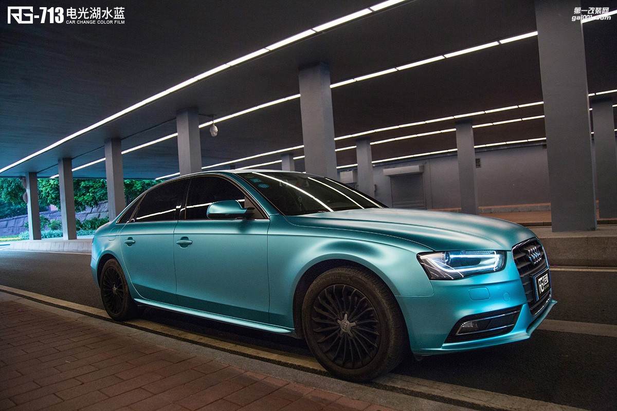 奧迪A4L全車改色貼膜案例分享  電光湖水藍  RG改色膜出品