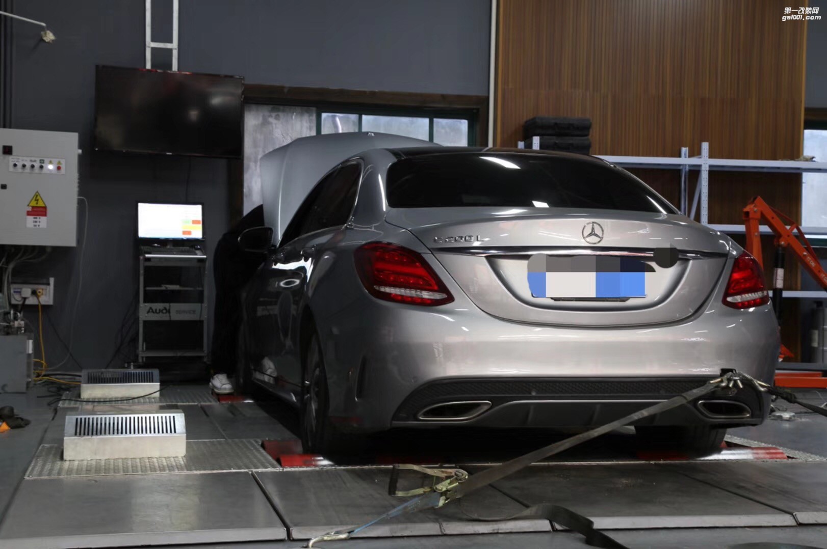 純純純素 奔馳C200L W205長(zhǎng)軸距版ECU一階調(diào)教作業(yè)