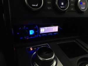 武漢歌德路虎發(fā)現(xiàn)5原車位3分頻音響改裝案例