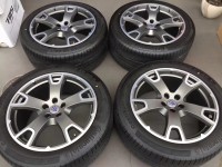 新車拆，瑪莎 萊萬特 原廠 ，到貨一套！  20寸x9J ET40.5   10.5J ET53 5x114.3