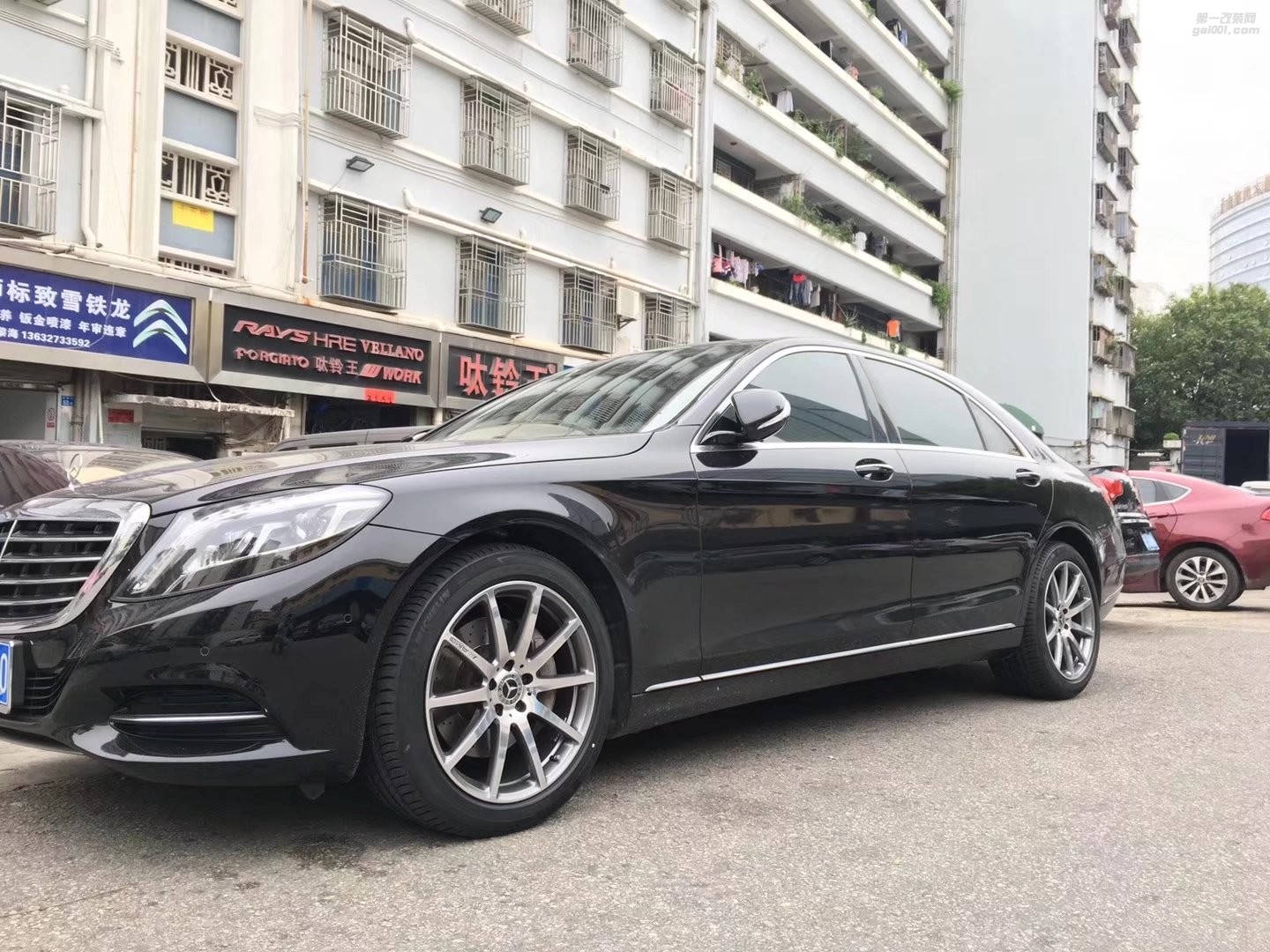 奔馳，換 S63 原裝 19寸 ?米其林輪胎 完工！