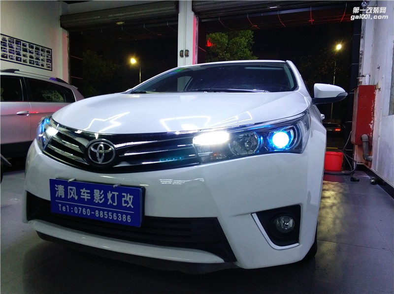 卡羅拉大燈不照路？升級海拉五氙氣燈套裝輕松解決！藍色惡魔眼升級——中山清風車影燈改