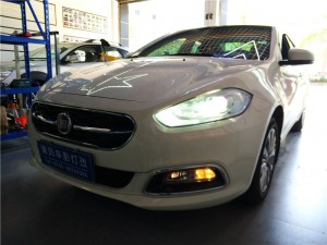 菲亞特菲翔大燈太暗？升級(jí)海拉五氙氣大燈套裝瞬間提高幾倍！菲翔車燈改裝——中山清風(fēng)車影燈改