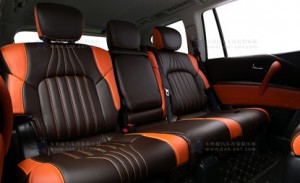 途樂雙胞胎兄弟，追求個(gè)性，改裝摩卡+橙色個(gè)性真皮內(nèi)飾