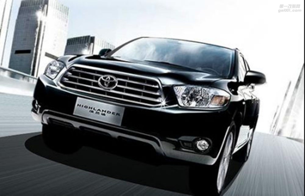 漢蘭達(dá)原車反光碗鹵素光源 有時候開燈跟不開燈車主自己都不知道，因為跟路燈的顏色都差不多了！