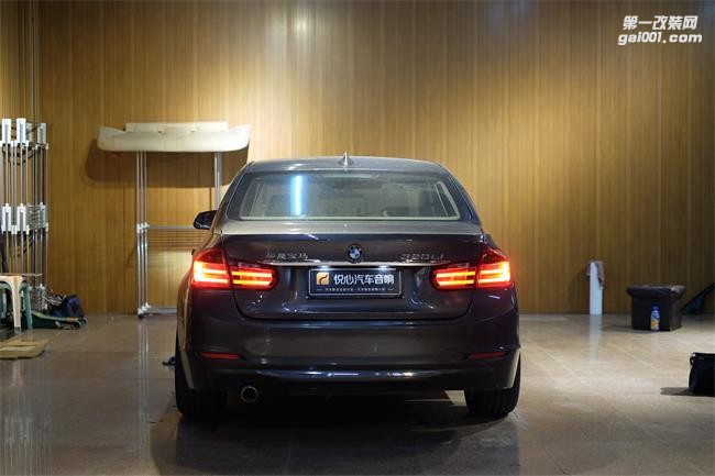 寶馬320無損升級(jí)專車專用喇叭哪里好？汕頭悅心汽車音響改裝無損升級(jí)德國艾索特喇叭