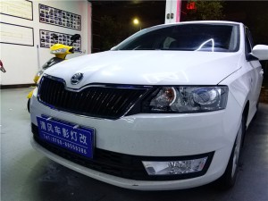斯柯達(dá)昕銳大燈升級(jí) 海拉五雙光透鏡改裝 歐司朗CBI套裝升級(jí)——中山清風(fēng)車影燈改