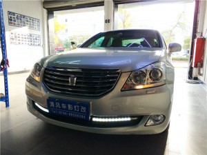 豐田皇冠原車透鏡老化？升級(jí)海拉五雙光透鏡 提高行車安全！——中山清風(fēng)車影燈改