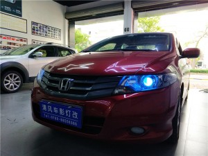 再也不怕“遠光dog”！本田鋒范升級海拉五雙光透鏡！炫酷藍色惡魔眼改裝！——中山清風車影燈改