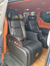 大通g10v80電動(dòng)門(mén)航空按摩座椅改裝