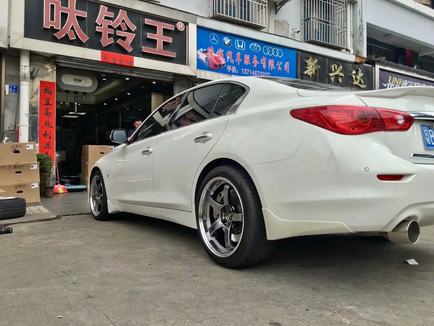 英菲尼迪，換 橫濱GT 全新 19寸 完工！
