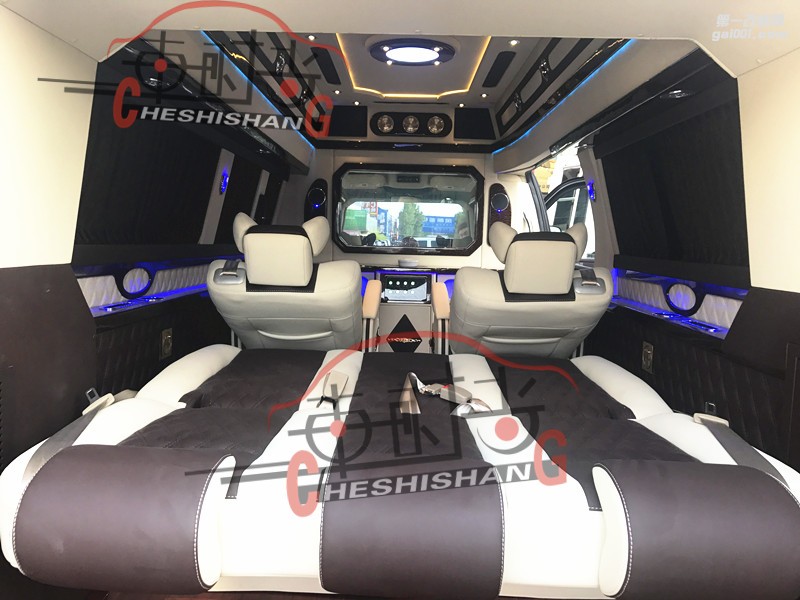 鄭州GMC內(nèi)飾定制改裝/鄭州車時(shí)尚商務(wù)車內(nèi)飾改裝