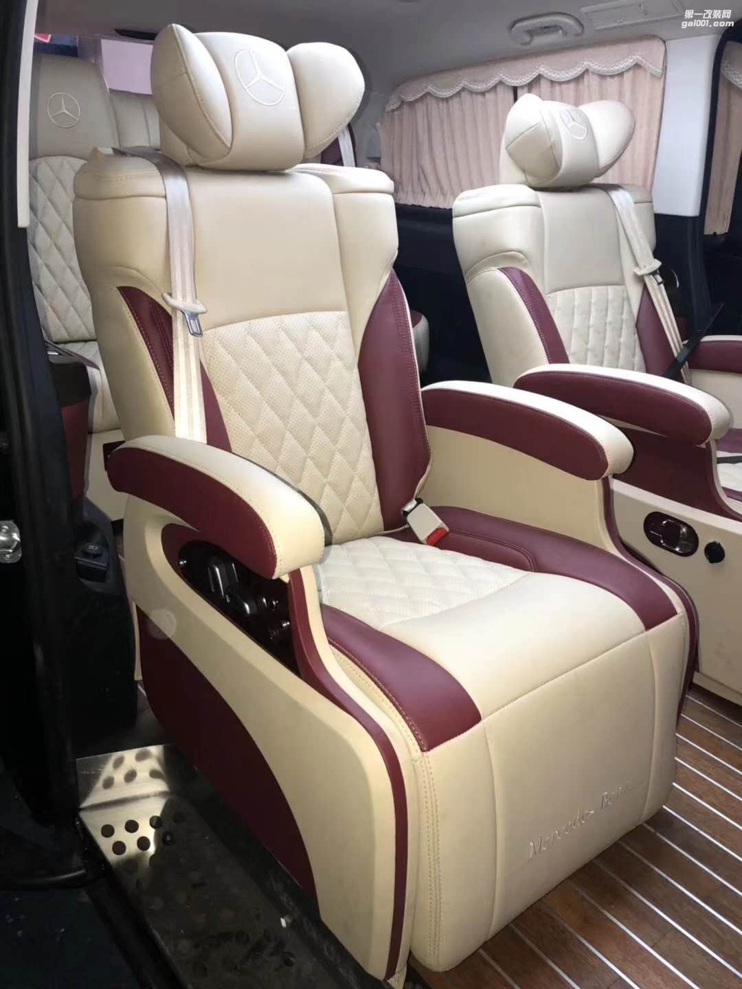 威霆v260唯雅諾凌特內(nèi)飾電動(dòng)航空按摩座椅電動(dòng)門改裝