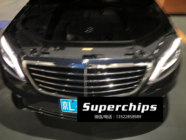 2014年奔馳S320L直刷ECU升級(jí)動(dòng)力，國(guó)際改裝品牌Superchips調(diào)校程序