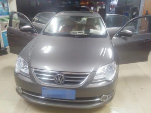 ?？谠淳鄹难b，老車換新顏，大眾寶來內(nèi)飾改裝