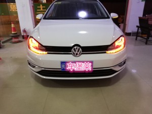 大眾高七大燈改裝U型專業(yè)日行燈加雙光海5雙光透鏡