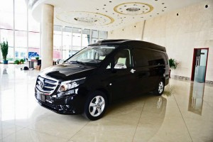 奔馳威霆太空倉內(nèi)飾改裝